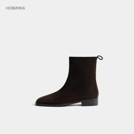 Ботинки на небольшом каблуке