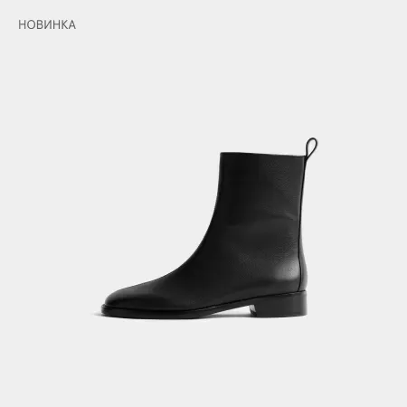 Ботинки на небольшом каблуке