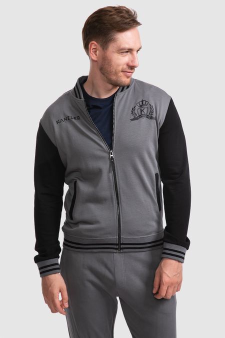 Куртка спортивная