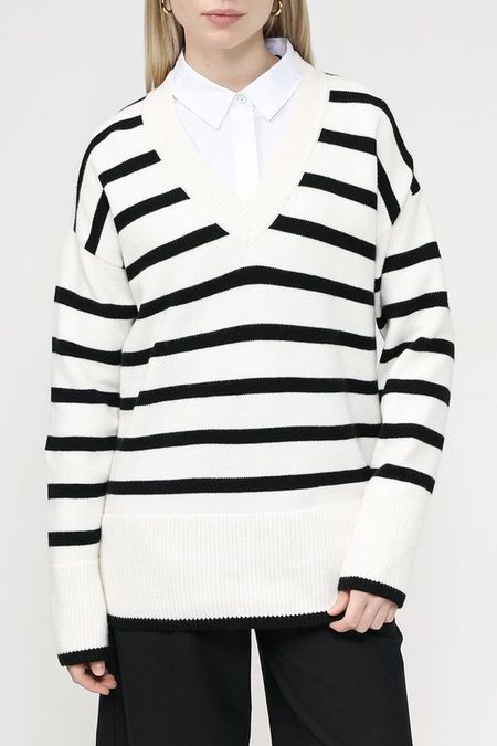 Пуловер с V-вырезом в полоску Esprit Casual
