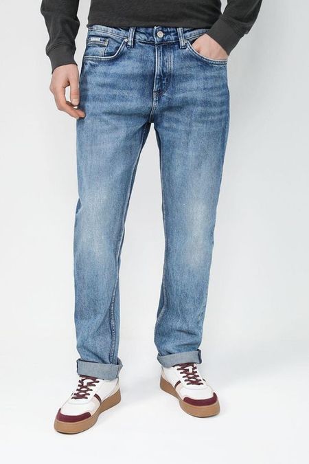 Джинсы с эффектом потертости Marc O'Polo Denim