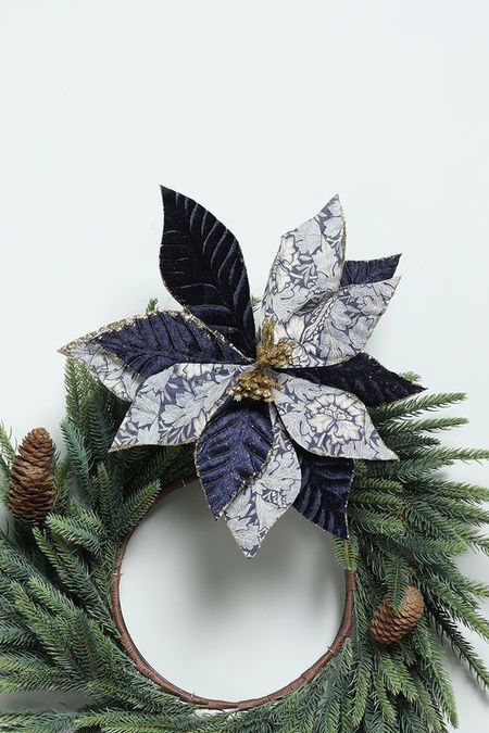Новогоднее украшение Floral Poinsettia On Clip GOODWILL