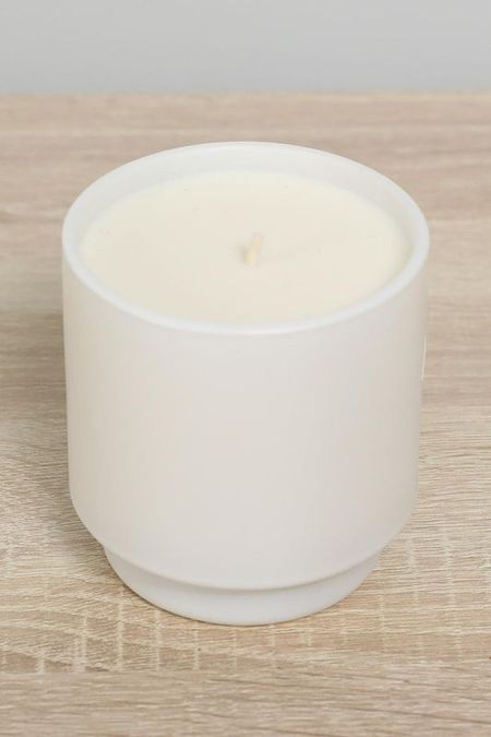 Аромасвеча Mama Mia с браслетом из позолоченного металла и бусинами внутри My Jolie Candle