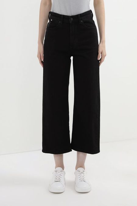Джинсы однотонные укороченного кроя Marc O'Polo Denim