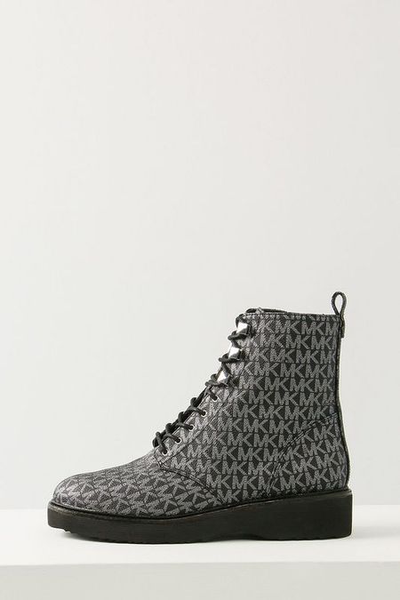 Ботинки с монограммой бренда Haskell Bootie Michael Michael Kors