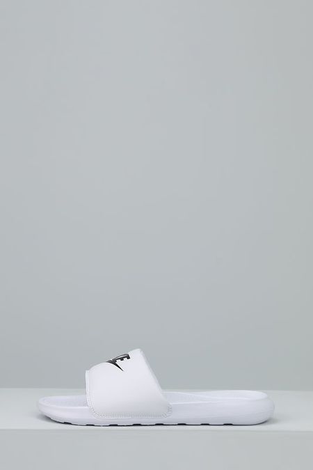 Пантолеты-шлепанцы Victori One Nike