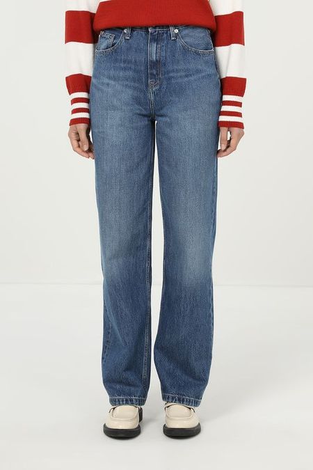 Джинсы с эффектом потертости Tommy Hilfiger