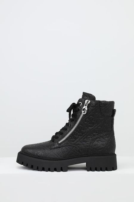 Ботинки на шнуровке с тиснением логотипа Guess