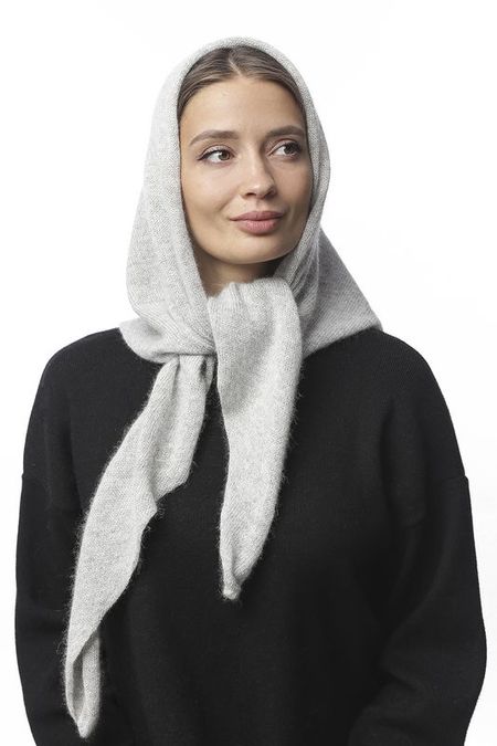 Косынка из смесовой шерсти FABRETTI