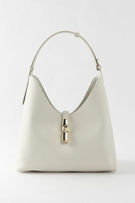 Сумка хобо кожаная Goccia M Furla