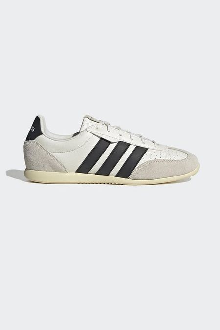 Кроссовки Barreda Adidas
