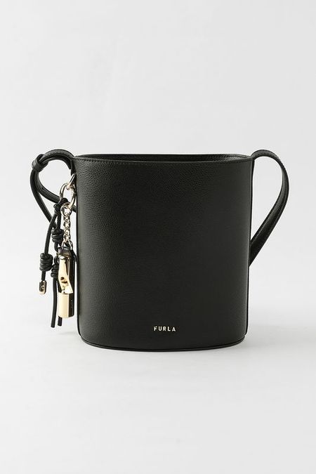 Сумка мешок кожаная Roxie S Furla