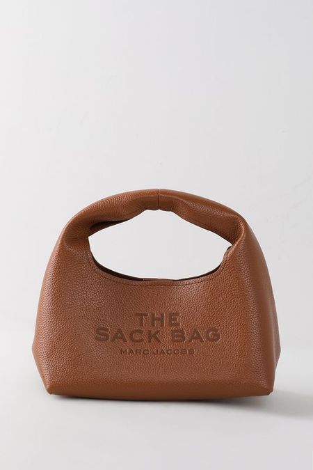 Сумка хобо кожаная Marc Jacobs
