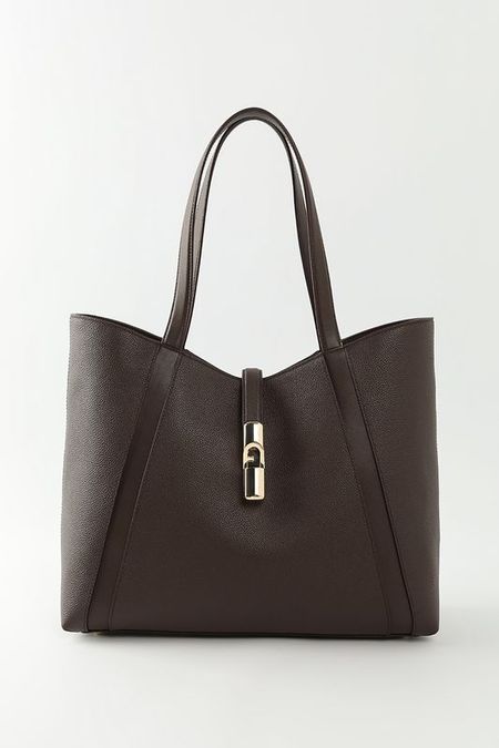 Сумка шоппер кожаная Goccia L Furla