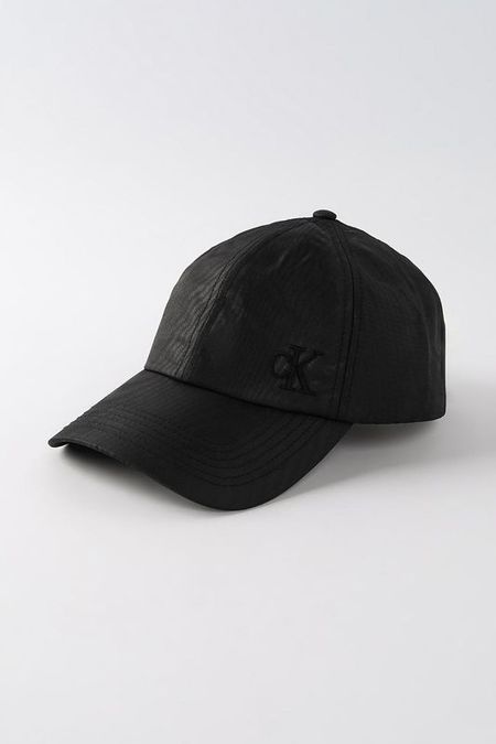Бейсболка Calvin Klein