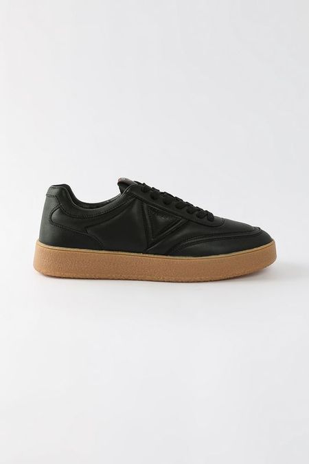 Кеды кожаные Guess
