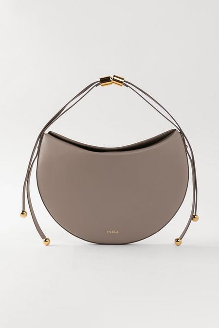 Сумка хобо кожаная Moonstone M Furla