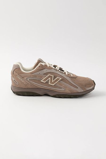 Кроссовки замшевые 204 NEW BALANCE