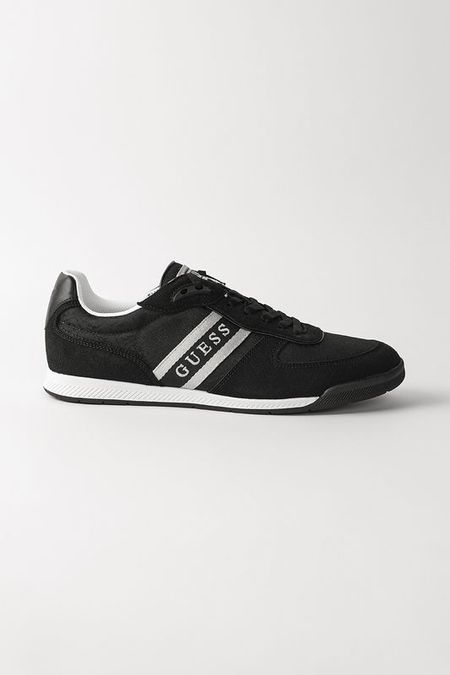 Кроссовки комбинированные Guess