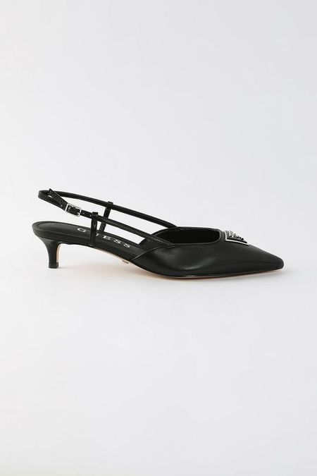 Туфли кожаные открытые Guess