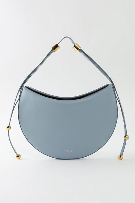 Сумка хобо кожаная Moonstone M Furla