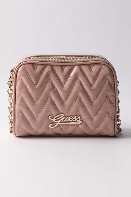 Сумка на ремешке стеганая Guess