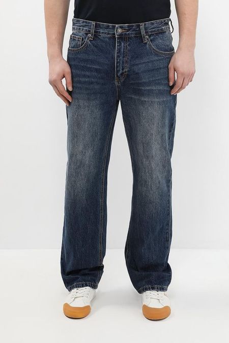Джинсы с эффектом потертости Guess Jeans