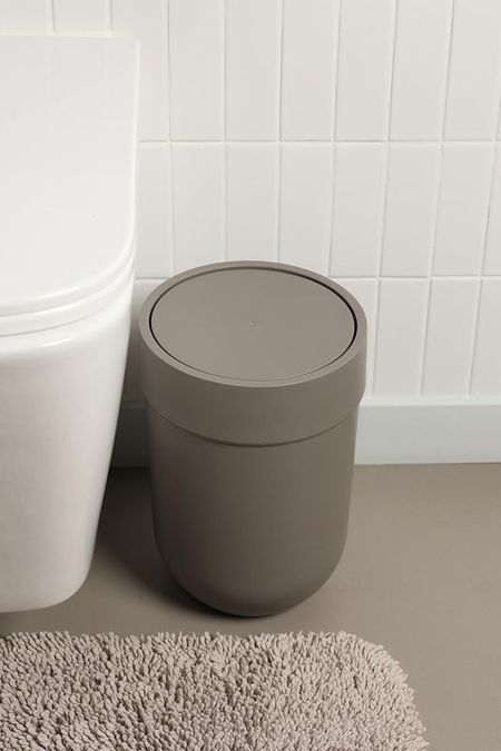 Корзина для мусора с крышкой Touch, 6 л Umbra