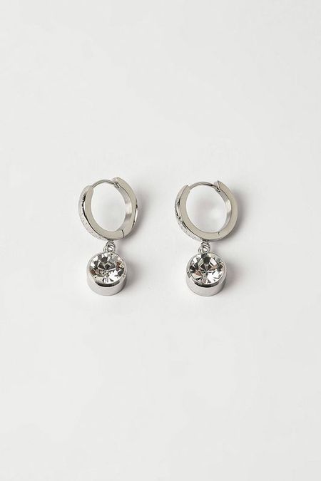 Серьги с кристаллами Guess