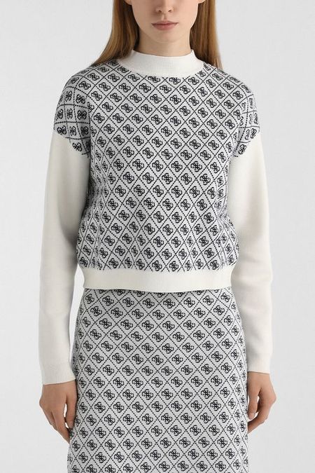 Свитер с воротником стойкой Guess