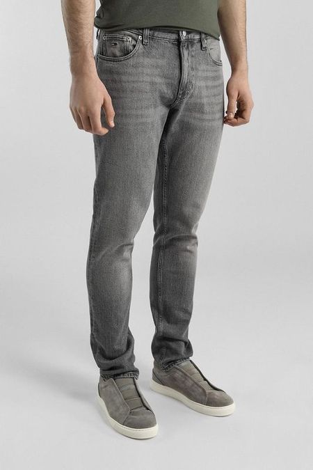 Джинсы зауженного кроя Tommy Jeans