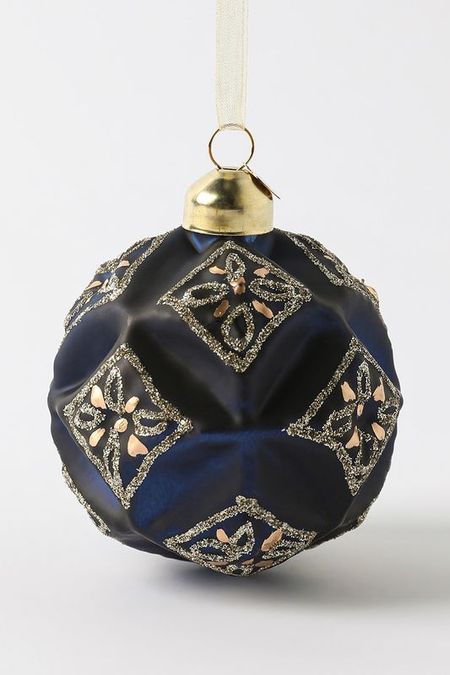 Елочный шар стеклянный в ассортименте ChristmasDeLuxe