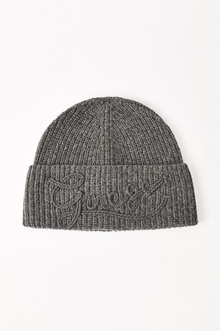 Шапка Guess
