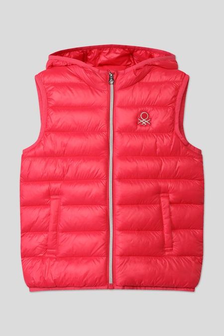 Жилет утепленный с капюшоном Benetton