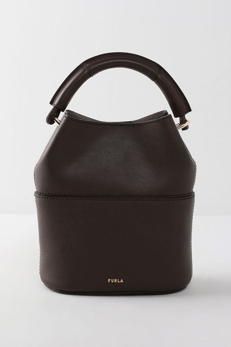 Сумка-мешок кожаная Sfera Furla