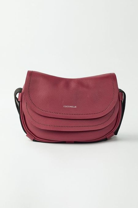 Сумка кросс-боди кожаная Coccinelle