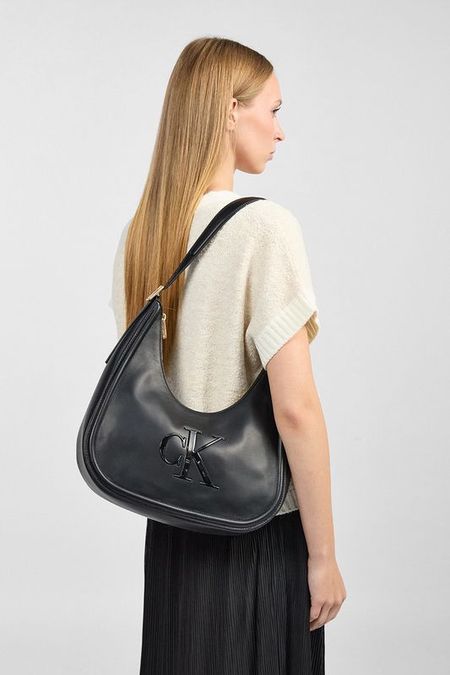 Сумка хобо Bold Monogram Calvin Klein
